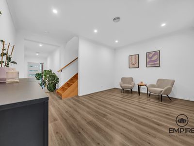 7 Walhallow Drive, Clyde North