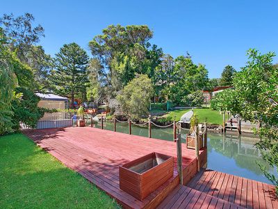 18 Wingfield Street, Windermere Park