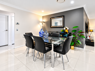 27 Lilydale Drive, Woodcroft