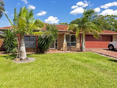 25 Lakeview Dr, Logan Reserve