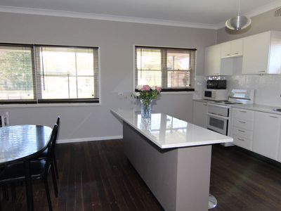 23 Cross Street, Forster