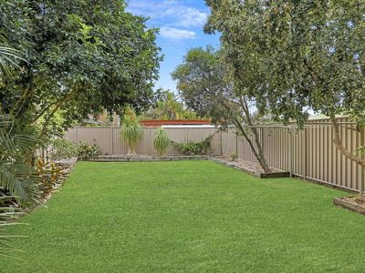 2 / 6 Muneela Avenue, Hawks Nest