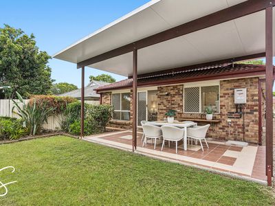 25 Macknish Crescent, Coopers Plains