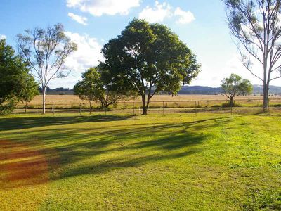 26 Flame Tree Court, Walloon