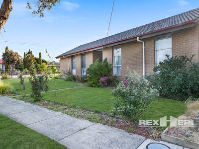 1 Cottage Court, Hampton Park
