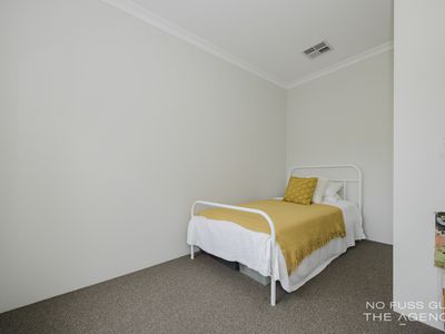 10 / 12 Loder Way, South Guildford