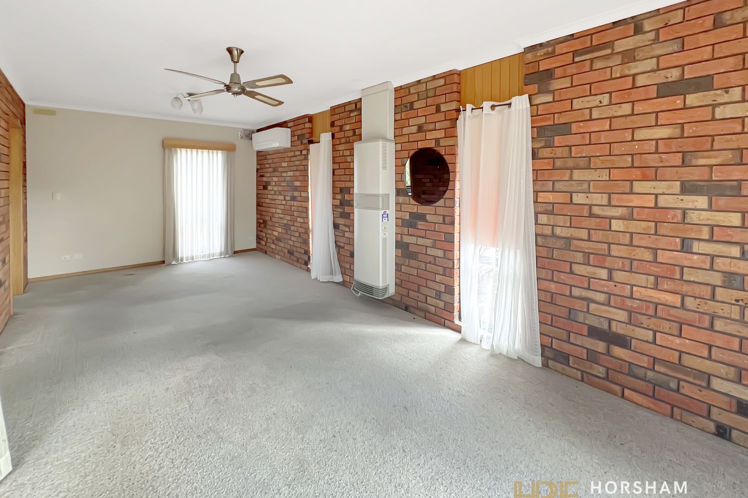 1 / 16 James Street, Horsham
