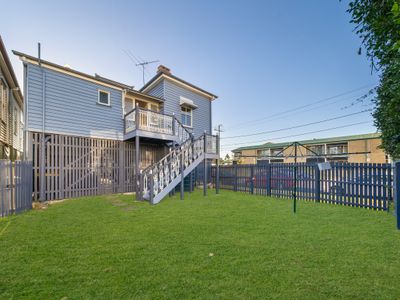 104 Flinders Parade, Sandgate