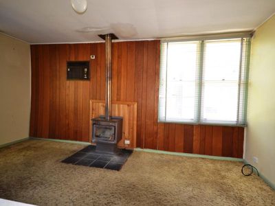 37 Valley Avenue, Mount Beauty