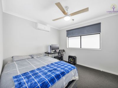 24 Vanguard Crescent, Point Cook