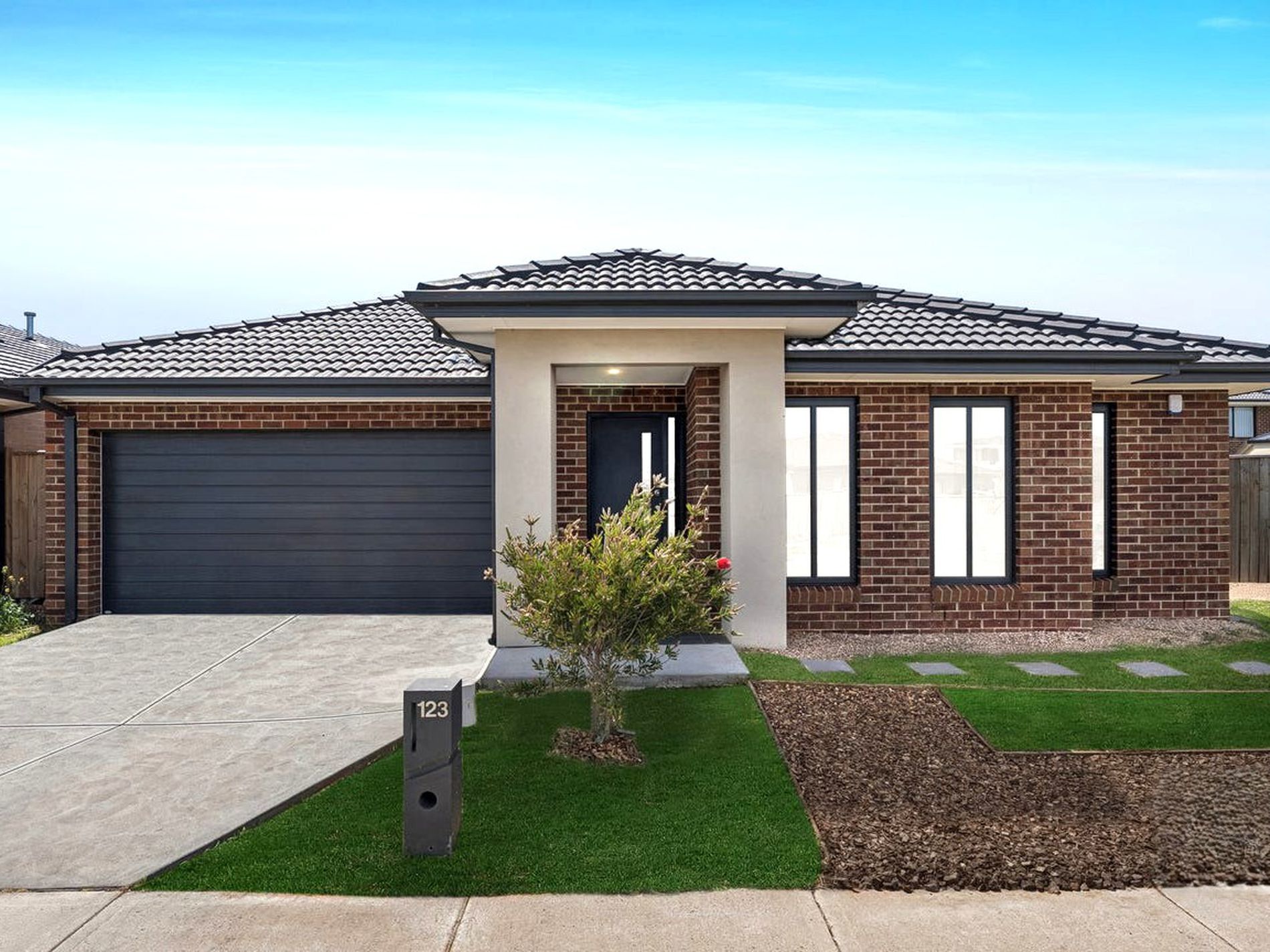 123 Palmdale Crescent, Mambourin