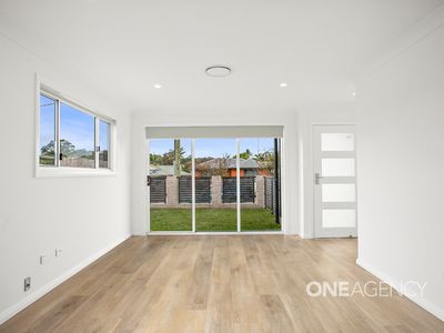 1 / 18 Parkes Street, Oak Flats