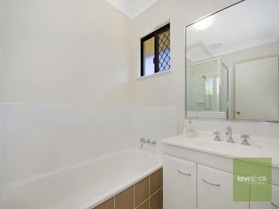 9 Johnstone Court, Douglas