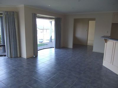 13 Dover Court, Mount Gambier