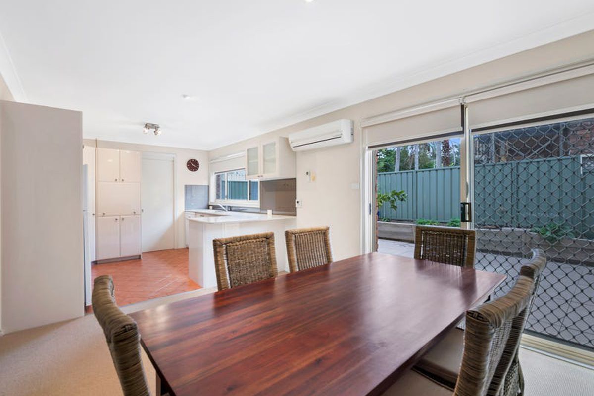 2 / 165A Ocean View Drive, Wamberal
