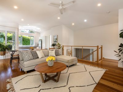 4 / 7 Gin Gin Crescent, Ocean Shores