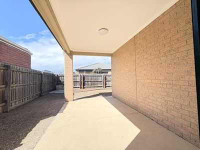 14 Ducane Street, Wyndham Vale