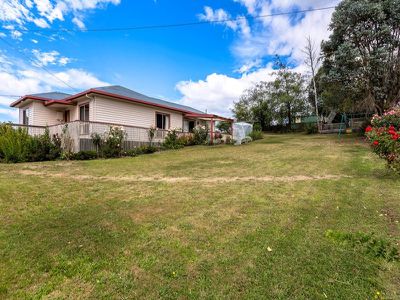 7677 Channel Highway, Cygnet