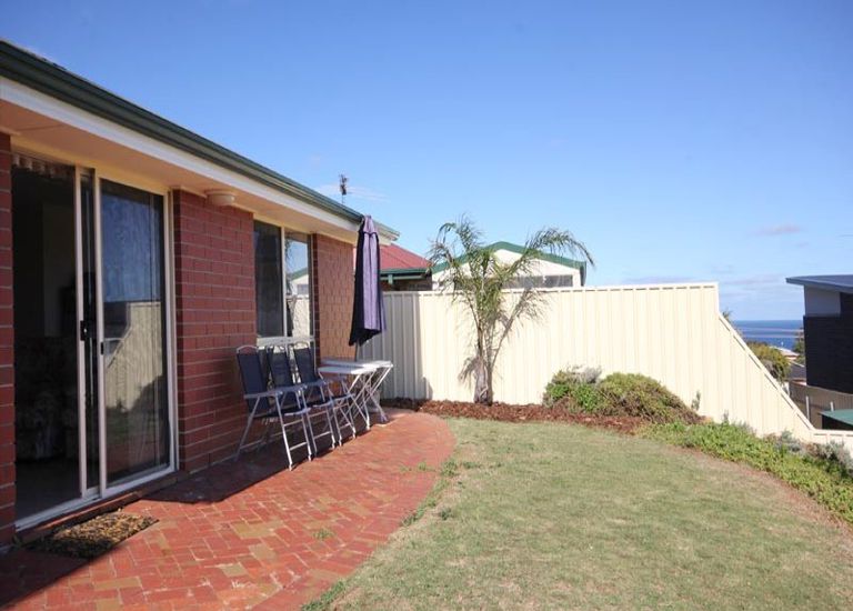 8 Cadna Street, Hallett Cove