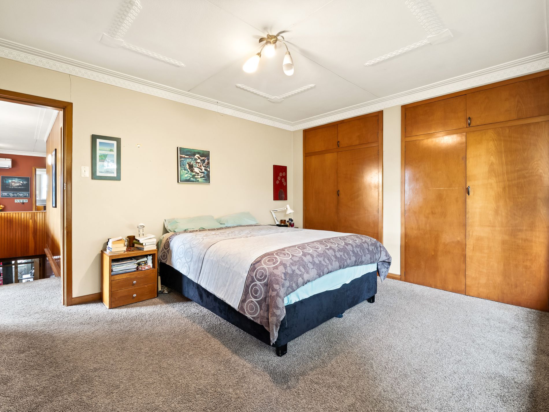 15 Middleton Road, Kew