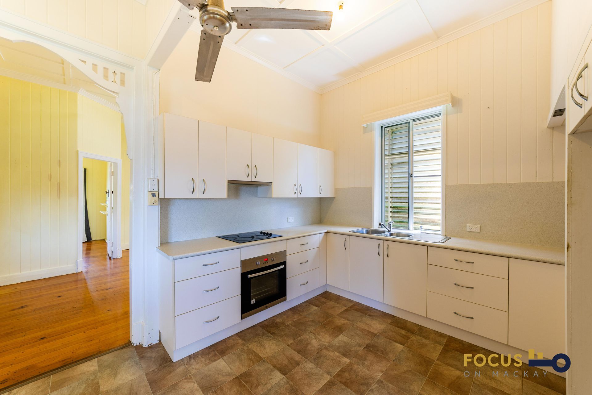 24 Leslie Street, Sarina