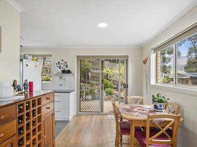2 / 14 Longley Court, Glenorchy