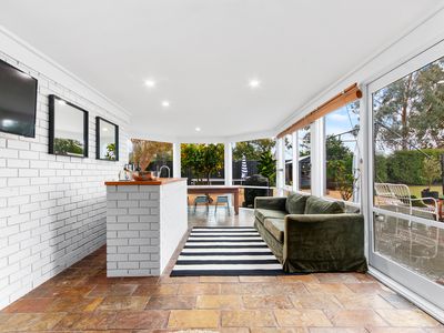 21-23 Araluen Drive, Sale