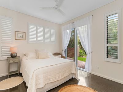 1 Stirling Drive, Castle Hill