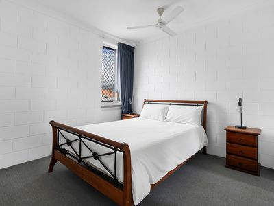 23 / 186 Lake Street, Cairns North
