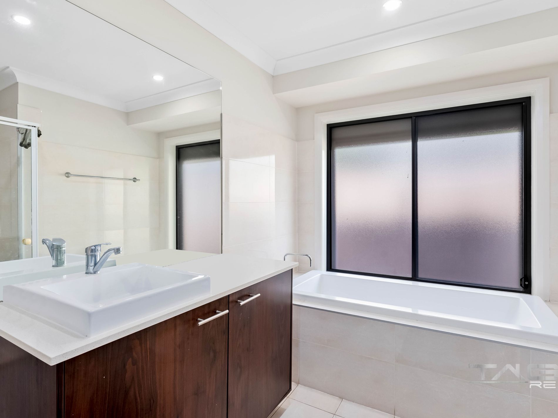 18 Edward Street, Kingswood