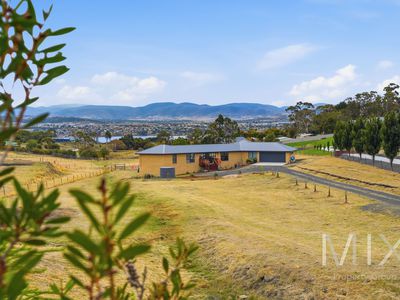 332 Gillies Road, Granton