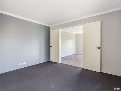 52 Equinox Avenue, Eglinton