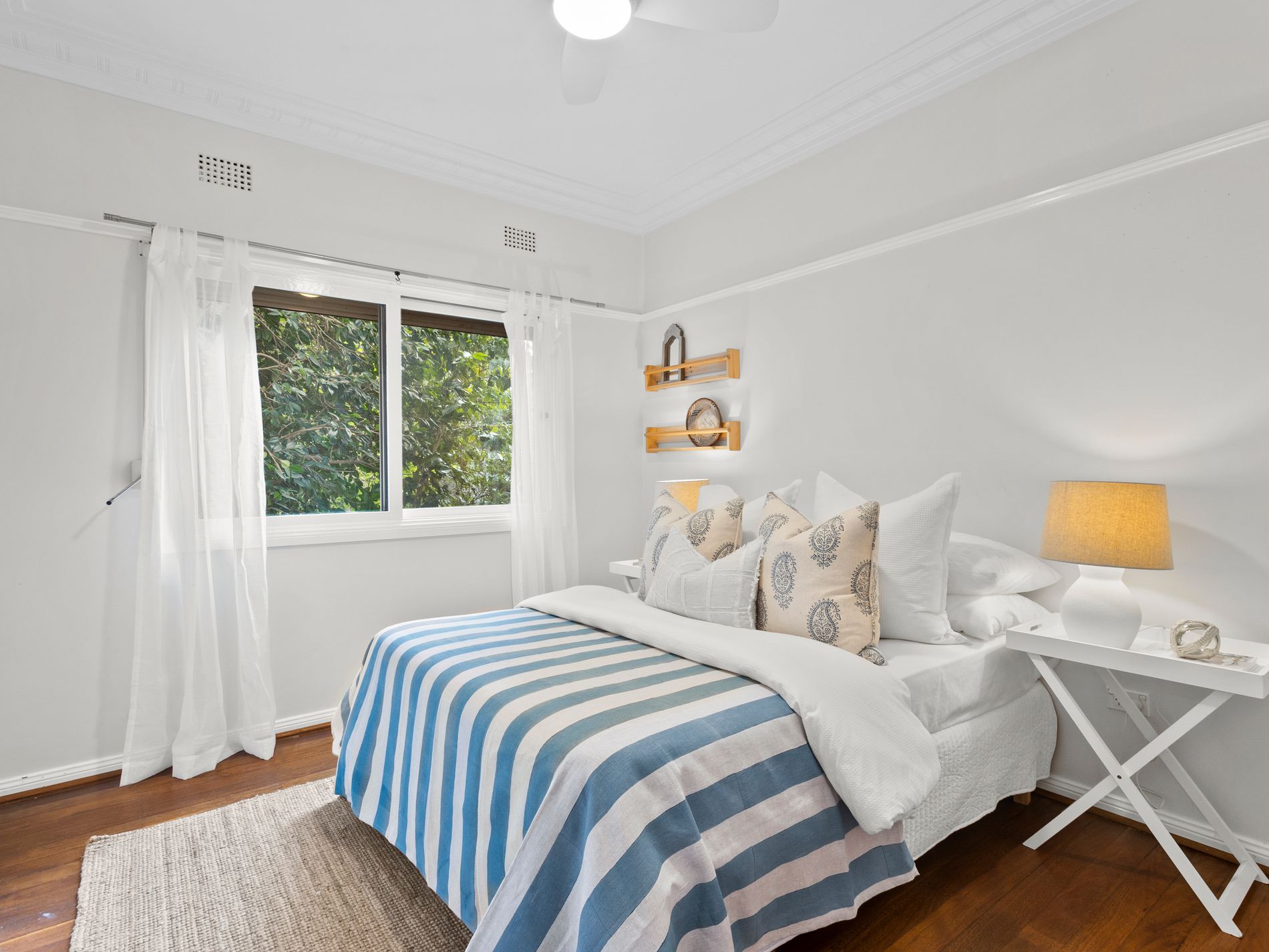 94 Rowland Avenue , Wollongong