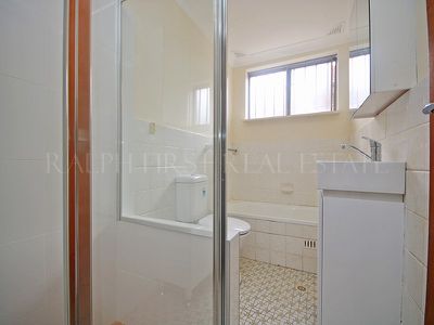 1 / 2 Boorea Avenue, Lakemba