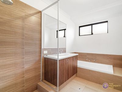 12 Wandsworth Avenue, Brabham