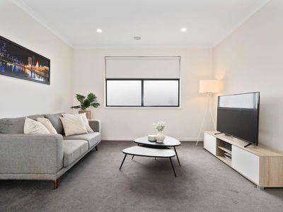 47 Beaconsfield Court, Somerville