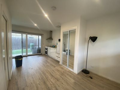 Room 3 / 98 Commercial Road, Footscray