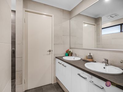 7 Redshank Lane, Martin