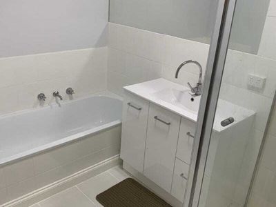2 / 45 White Street, Kilmore