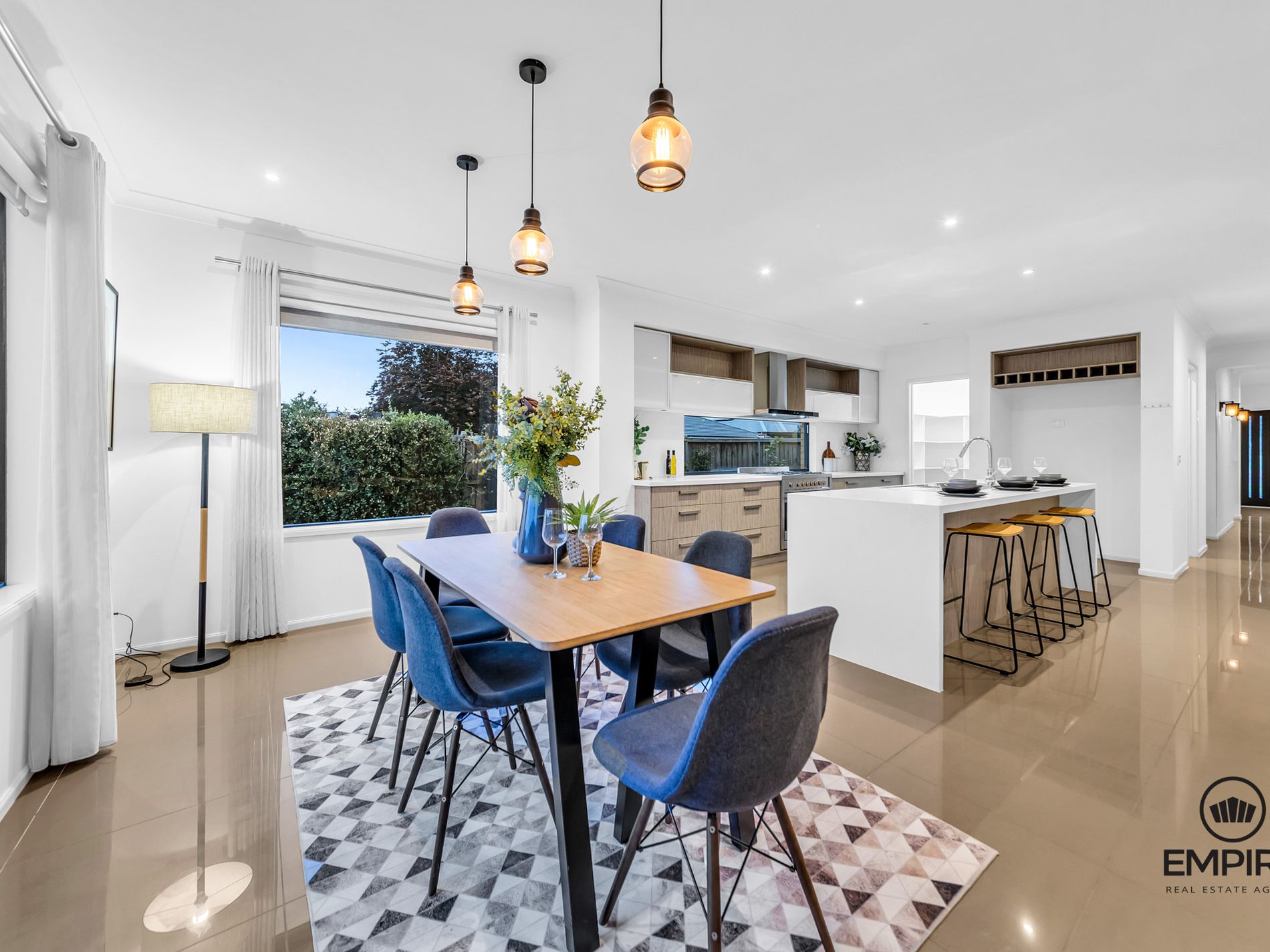 27 Strikeline Crescent, Clyde North