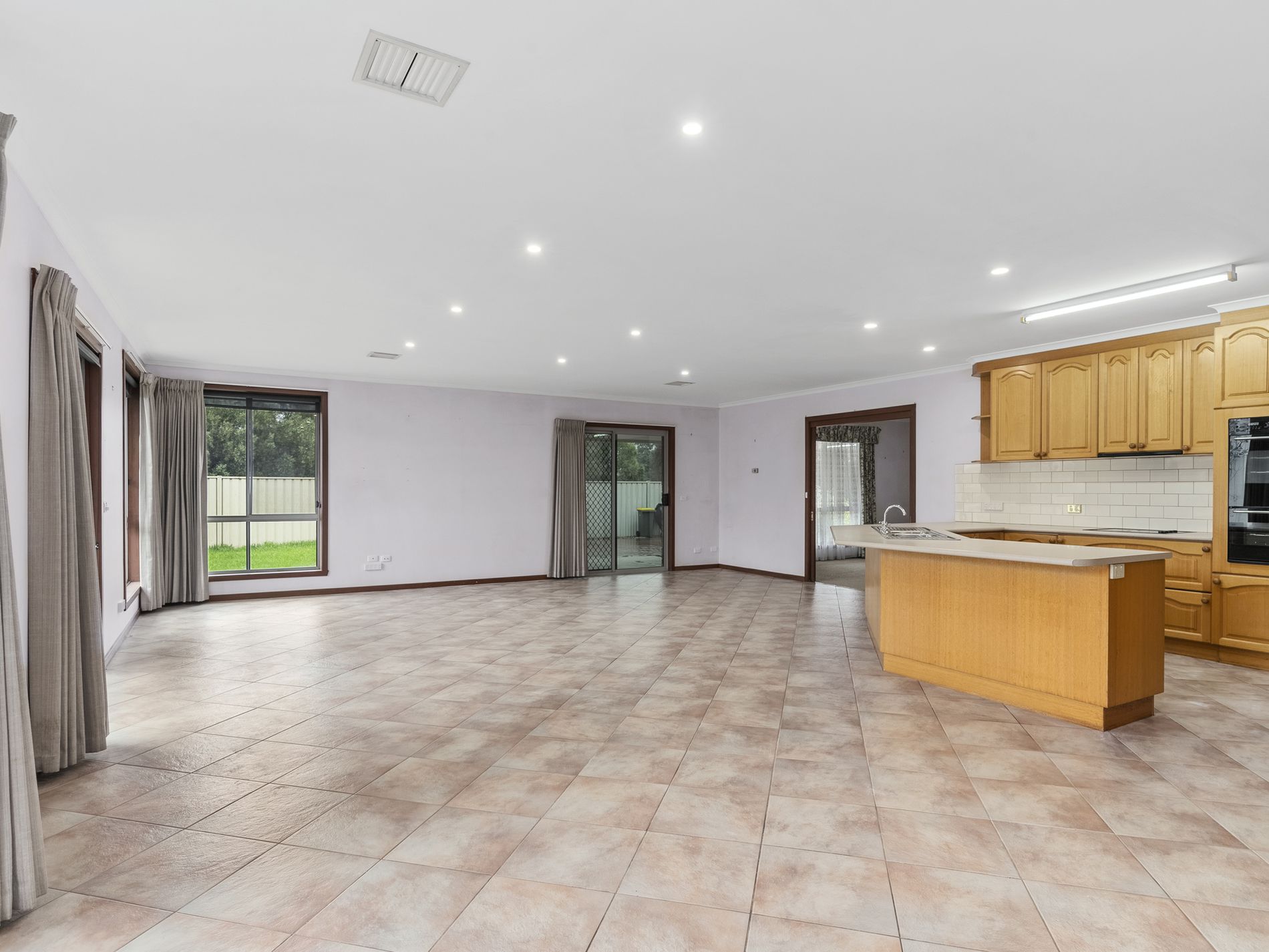 5 McNamara Street, Finley