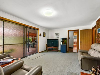 27 Matheson Road , Millicent