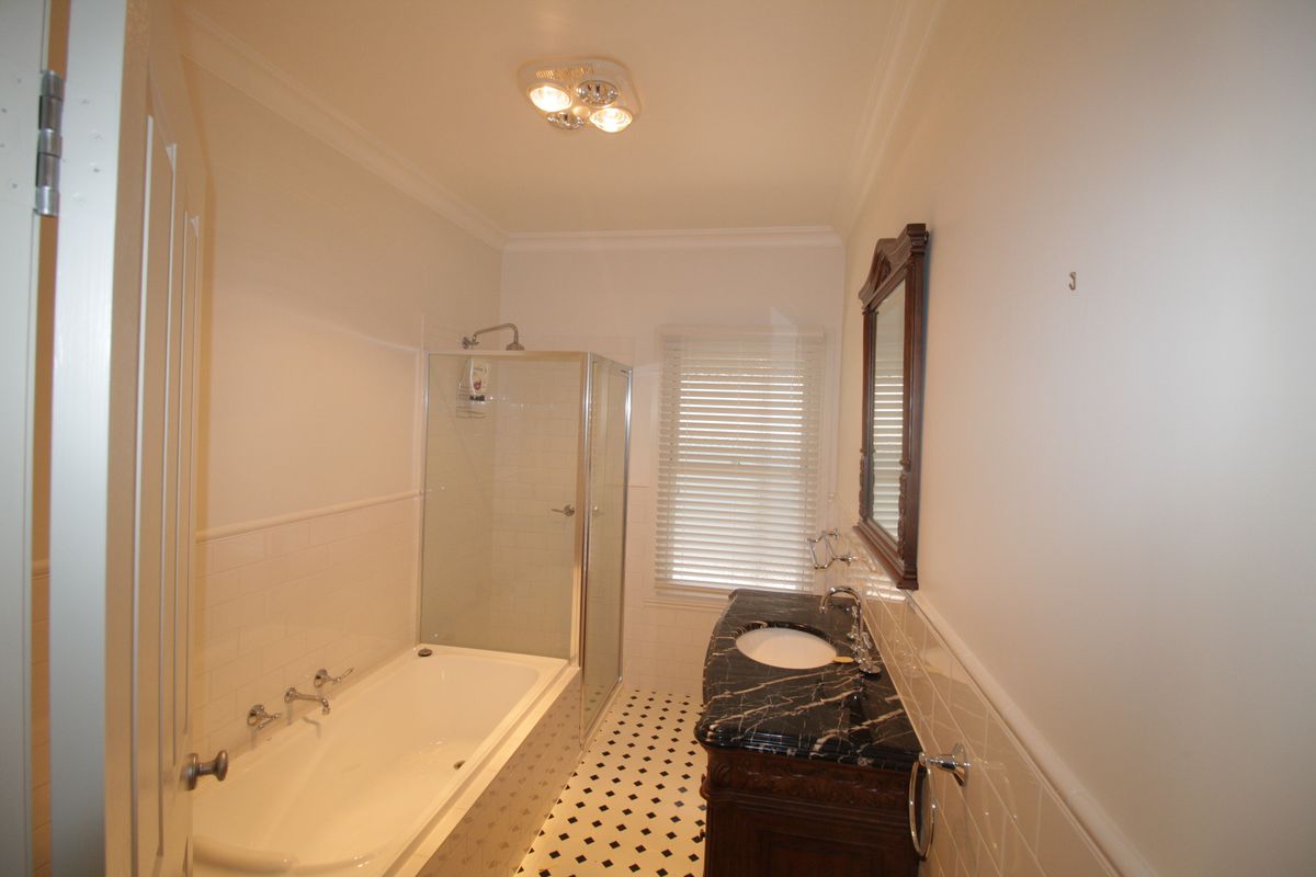 2 Hunter Street, Mansfield