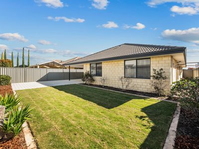 14 Berkeley Loop, Piara Waters