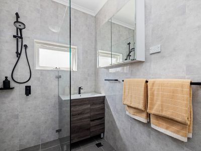 4 / 3 Powell Street, Coogee