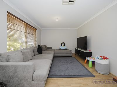 44 Stradbroke Gardens, Ridgewood