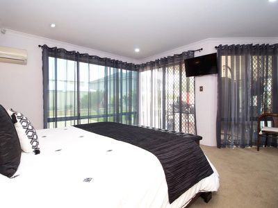 60 Lord Hobart Drive , Madora Bay