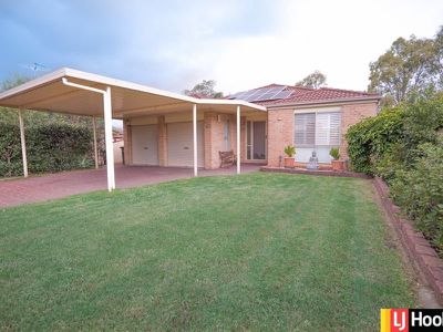 63 Samantha Crescent, Glendenning