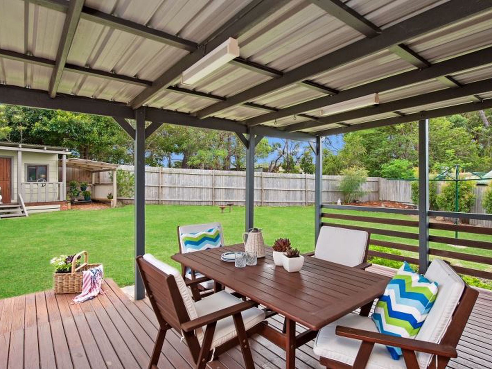 7 Torquay Drive, Lake Tabourie