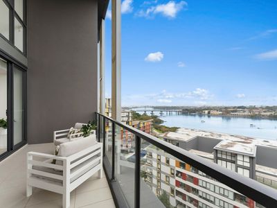 1004 / 60 Nancarrow Avenue, Meadowbank